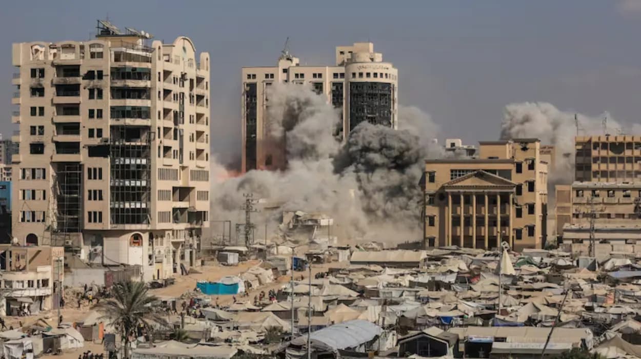 Benjamin Netanyahu urges Gaza city residents to evacuate