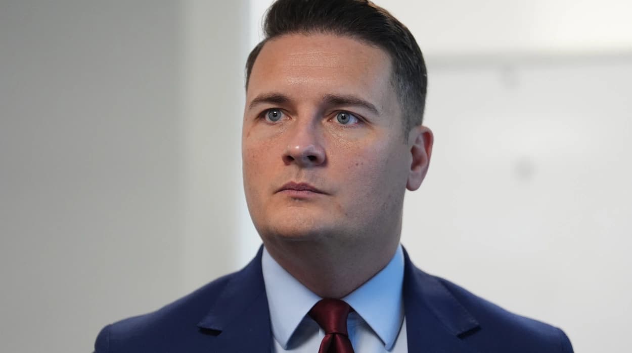 Doctors warn Wes Streeting over NHS strikes in 2026