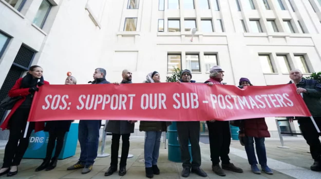 Fujitsu silent on share of £1.8bn post office payout