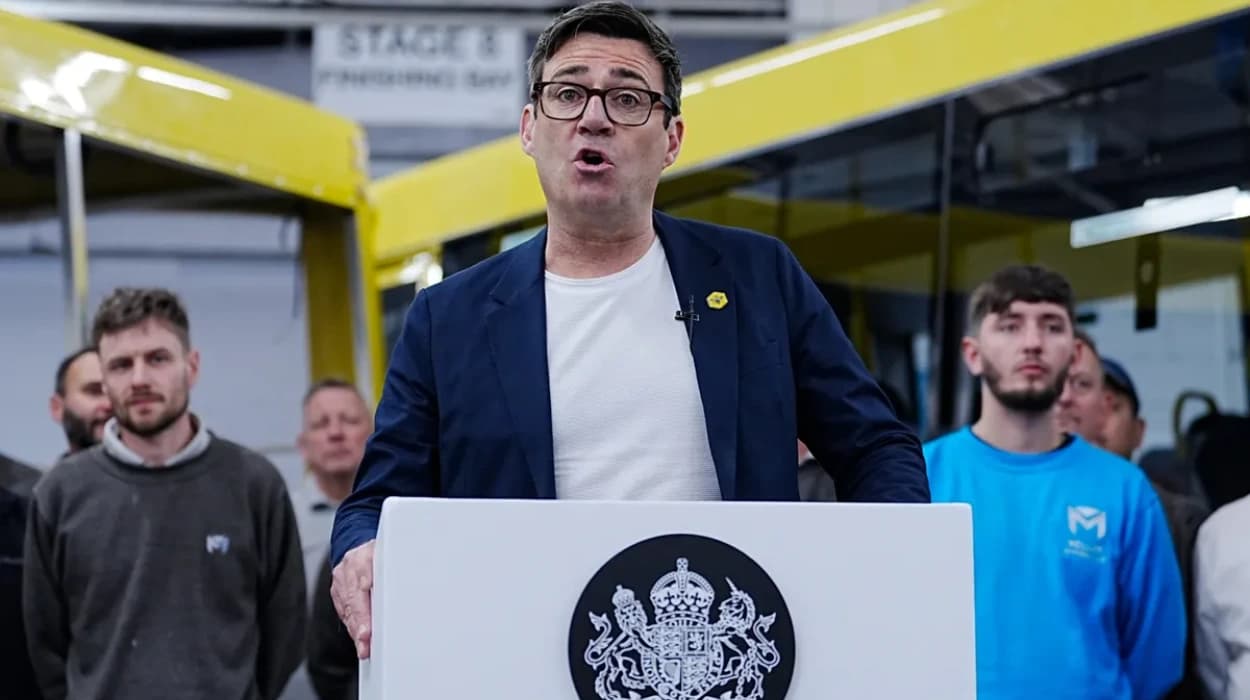 Green Leader rejects Kemi Starmer and backs Andy Burnham option