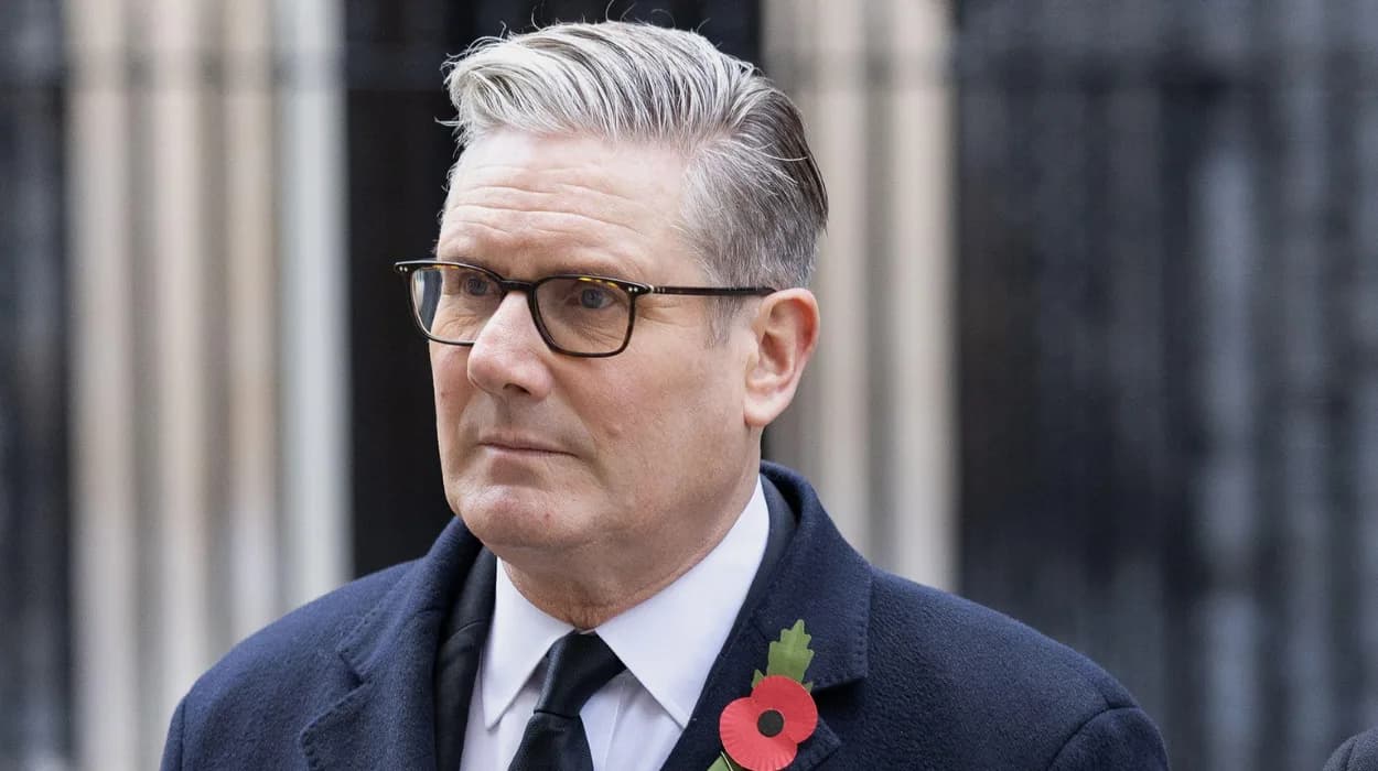 Keir Starmer pledges review of franchise laws