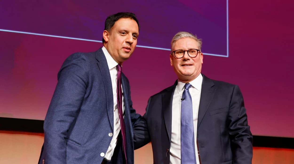 Keir Starmer urged to keep low profile ahead of Holyrood poll