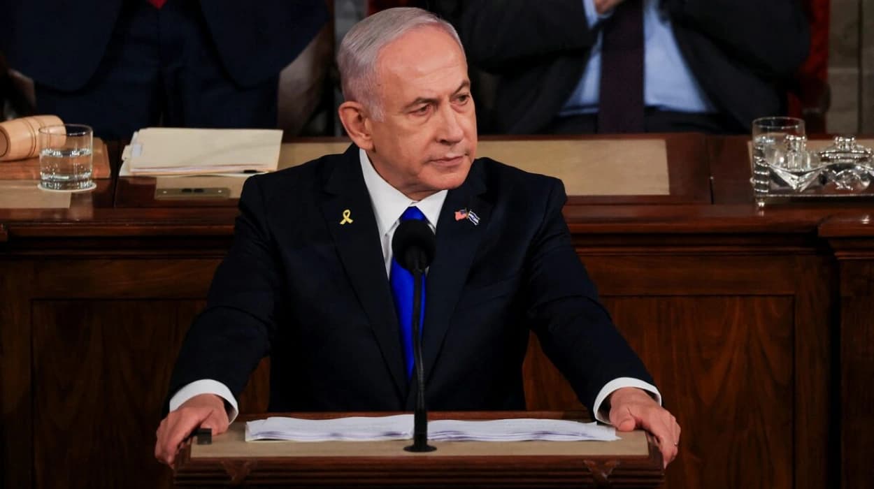 Netanyahu Warns That Silencing Officials and Public Marks End of Democracy