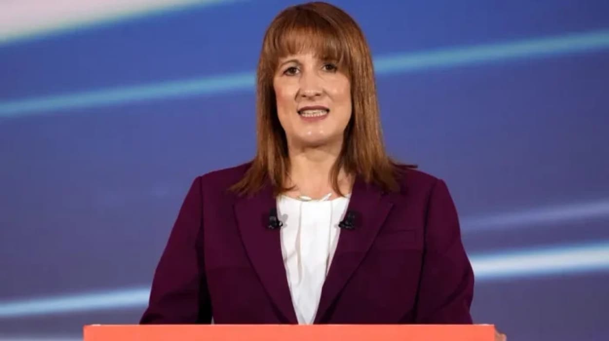 Rachel Reeves adviser quits role on labour planning reforms