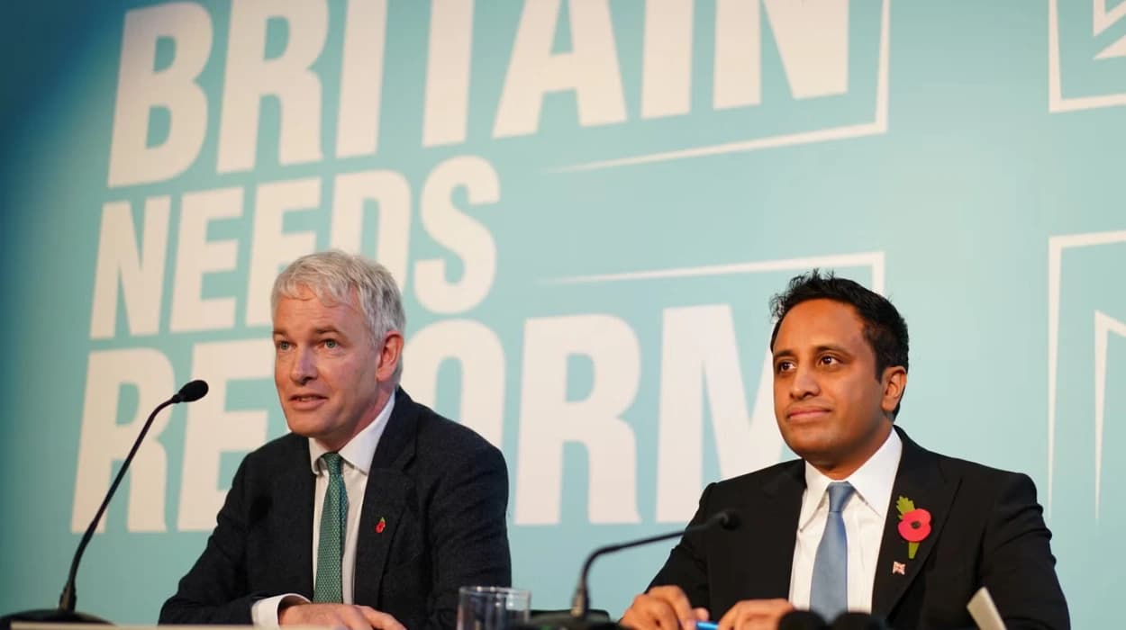 Reform plans 'dramatic' civil servant cuts