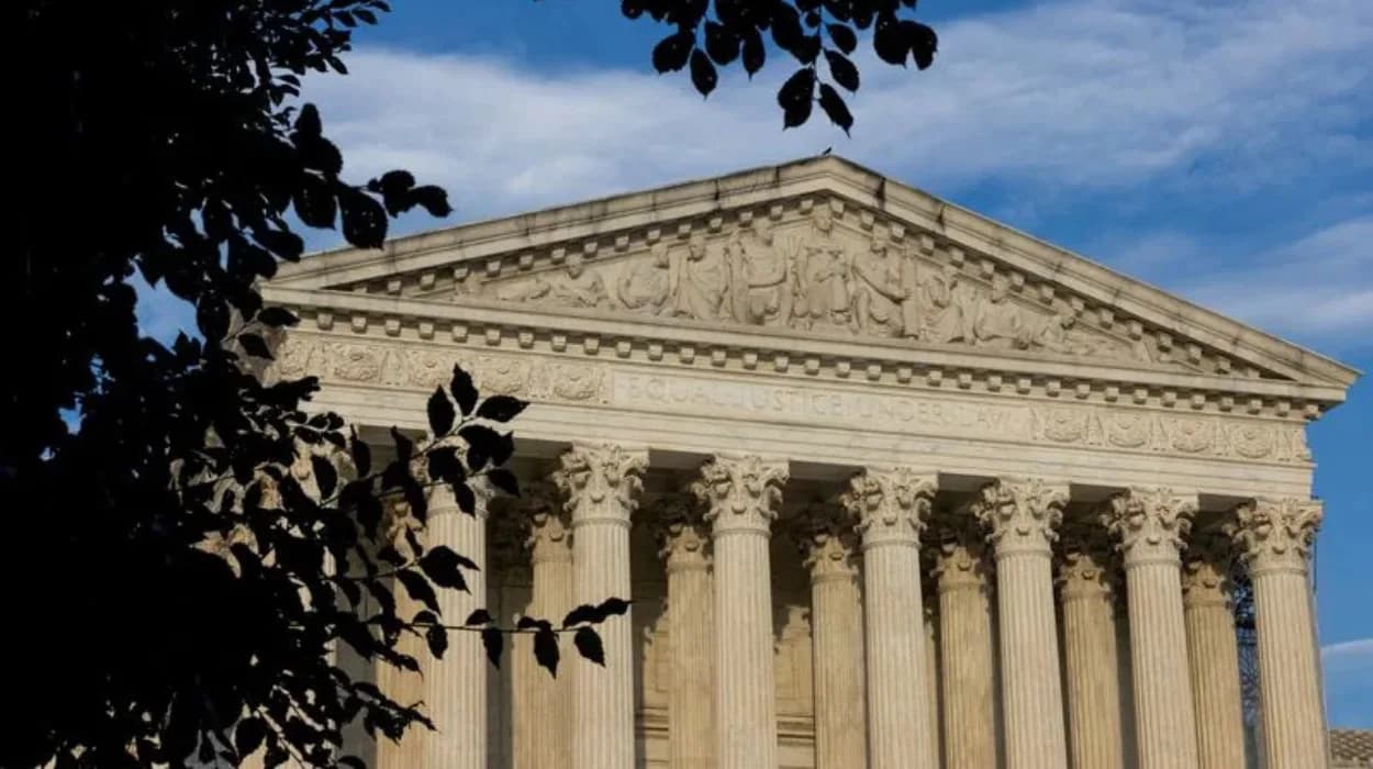Supreme court backs Trump on $4B foreign aid withhold