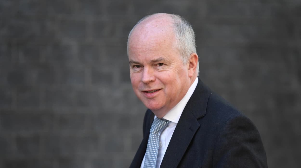 UK Ministers weigh ending political BBC board appointments