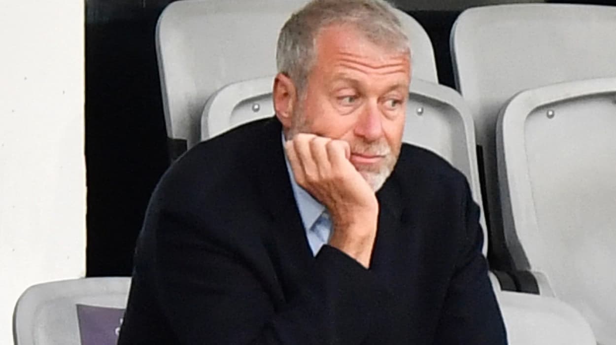 UK orders Roman Abramovich to release £2.5bn for Ukraine