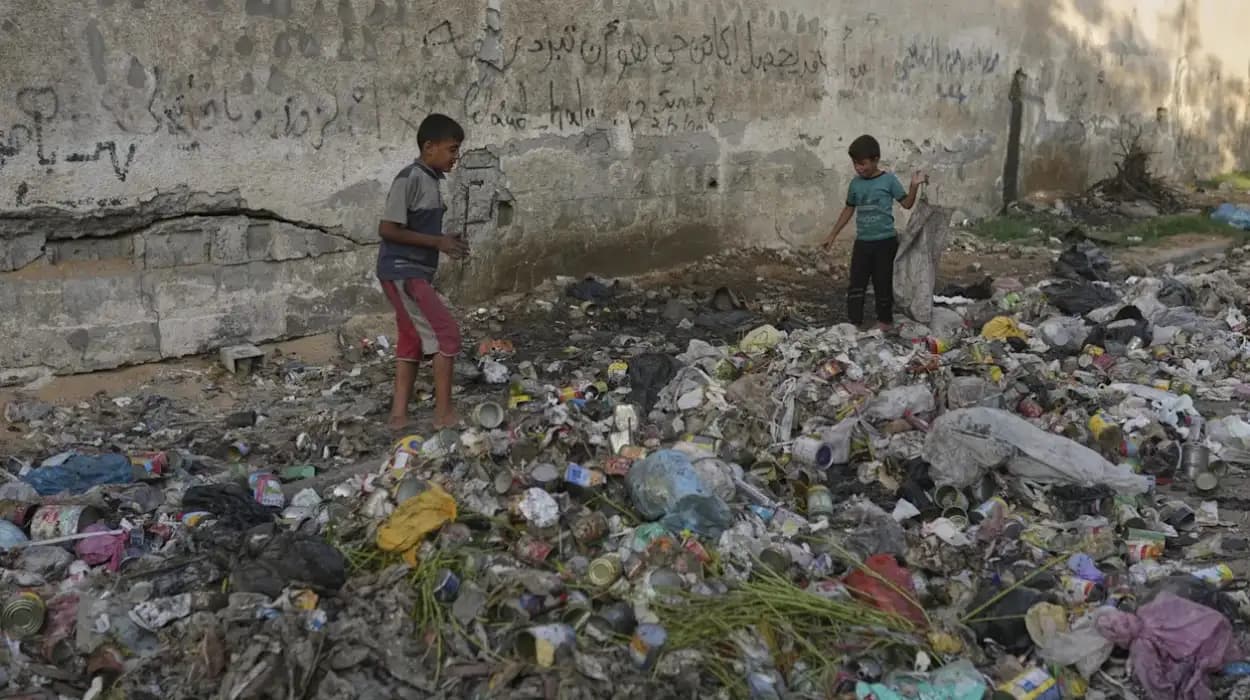 UK to treat critically ill Gaza children in hospitals