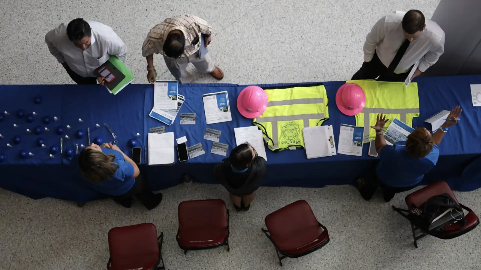 US Private Sector Adds 42,000 Jobs in October 2025 - ADP Report