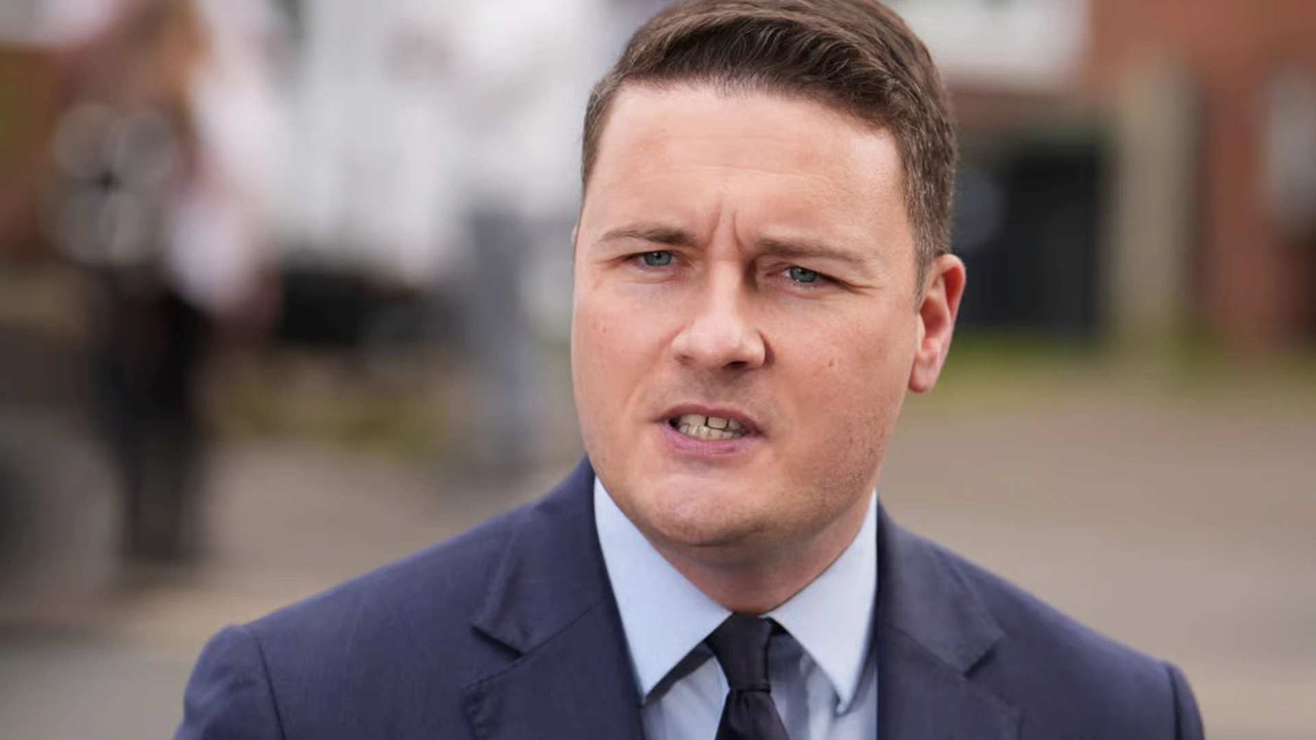 Wes Streeting voices unease over deporting migrant families